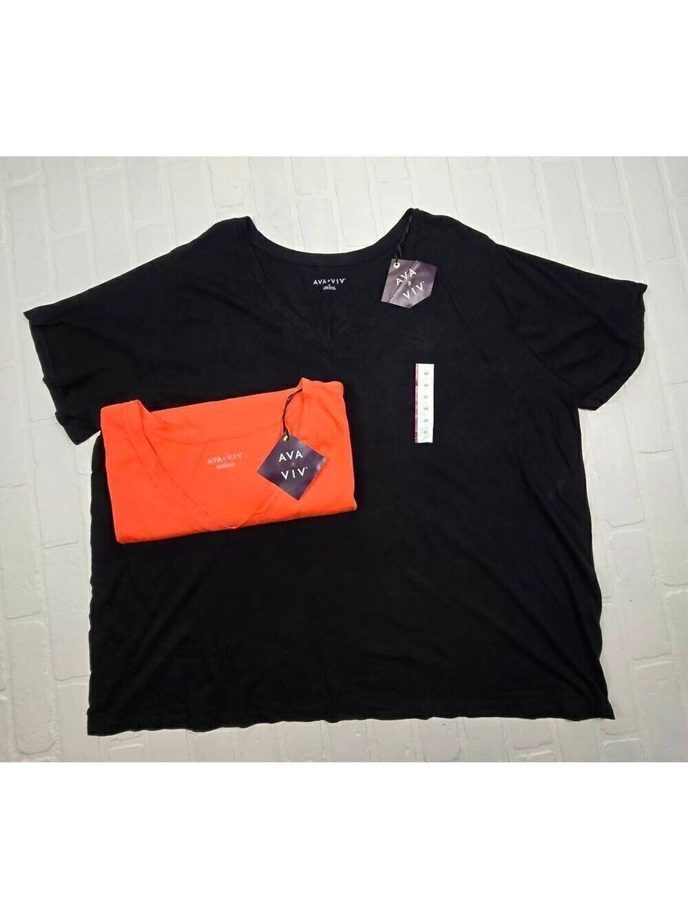 Ava & Viv V-Neck Short Sleeve Top Bundle of Two Size 4X